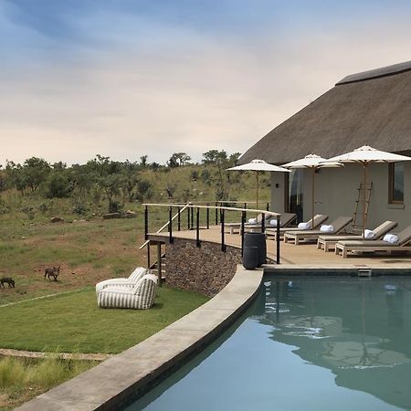 محمية ويلغيفوندين غايم Mhondoro Safari Lodge & Villa المظهر الخارجي الصورة