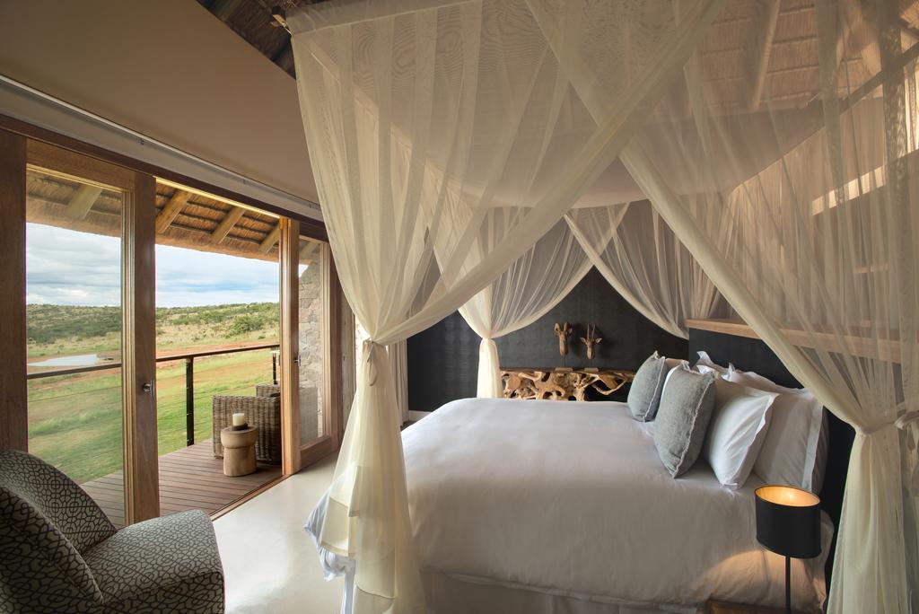 محمية ويلغيفوندين غايم Mhondoro Safari Lodge & Villa المظهر الخارجي الصورة
