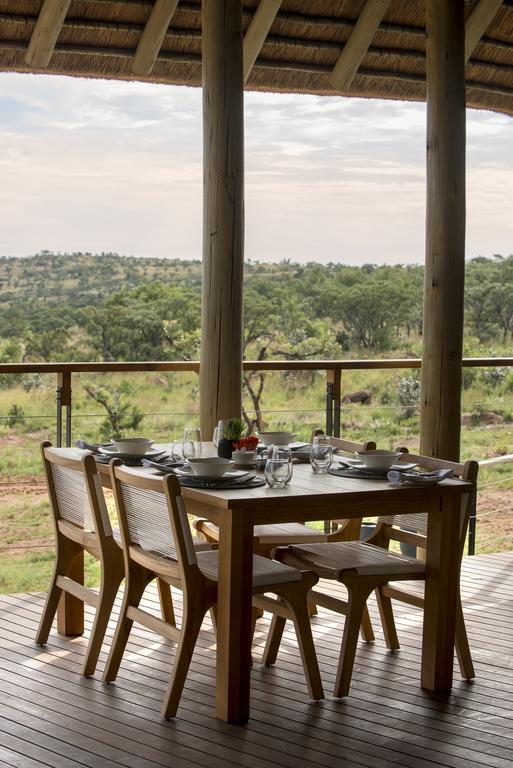 محمية ويلغيفوندين غايم Mhondoro Safari Lodge & Villa المظهر الخارجي الصورة