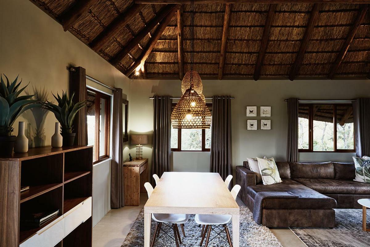 محمية ويلغيفوندين غايم Mhondoro Safari Lodge & Villa المظهر الخارجي الصورة